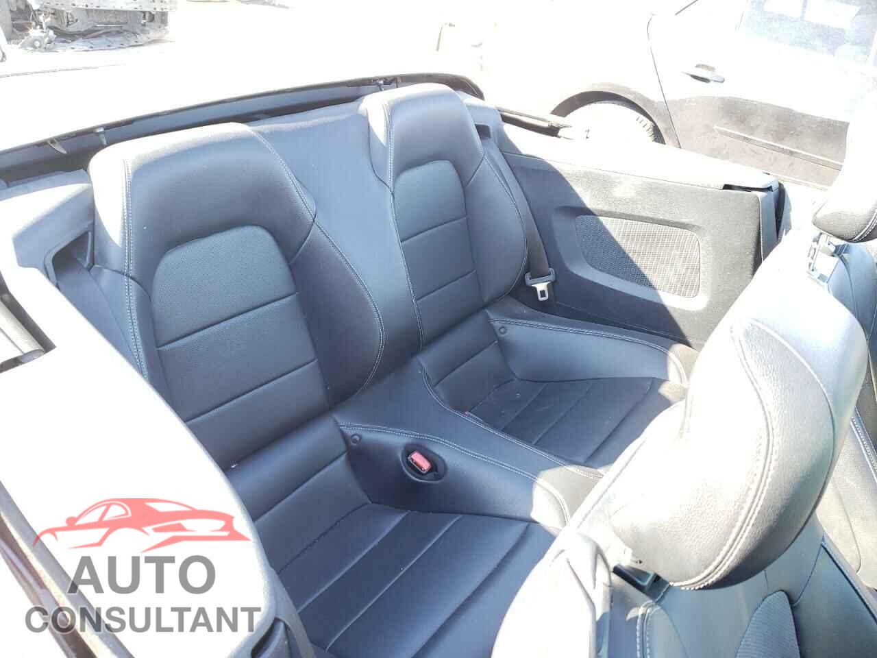 FORD MUSTANG 2015 - 1FATP8UH5F5359224