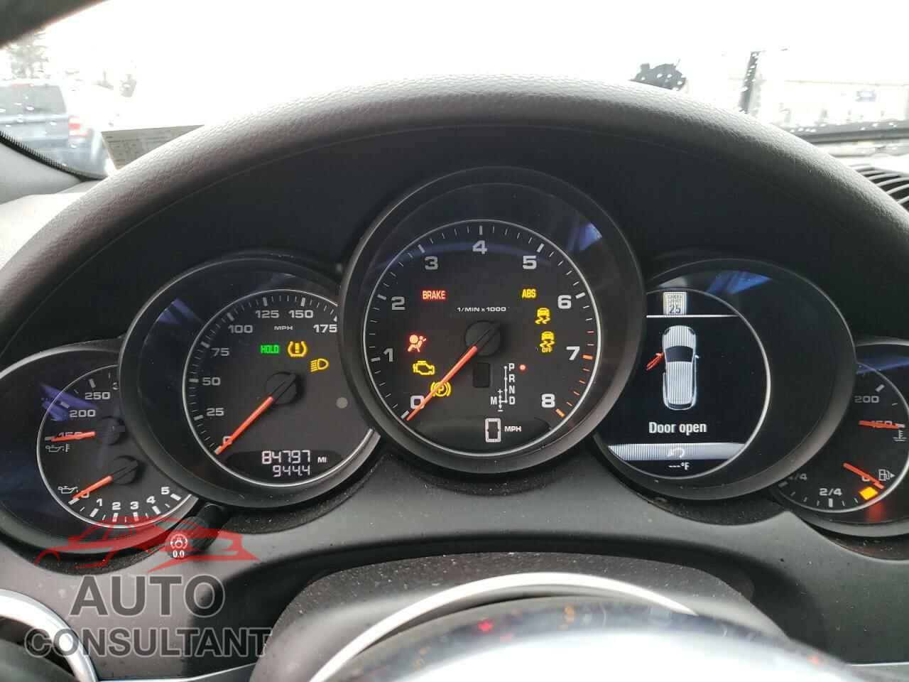 PORSCHE CAYENNE 2016 - WP1AA2A21GLA05289