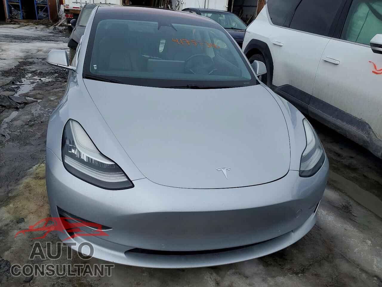 TESLA MODEL 3 2018 - 5YJ3E1EB8JF106973