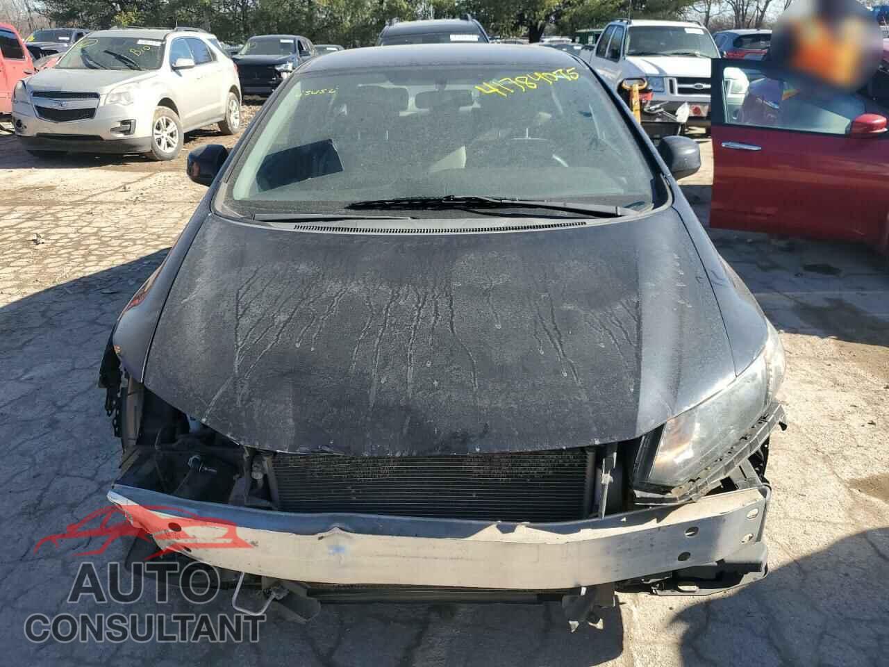 HONDA CIVIC 2013 - 2HGFB2F57DH599016