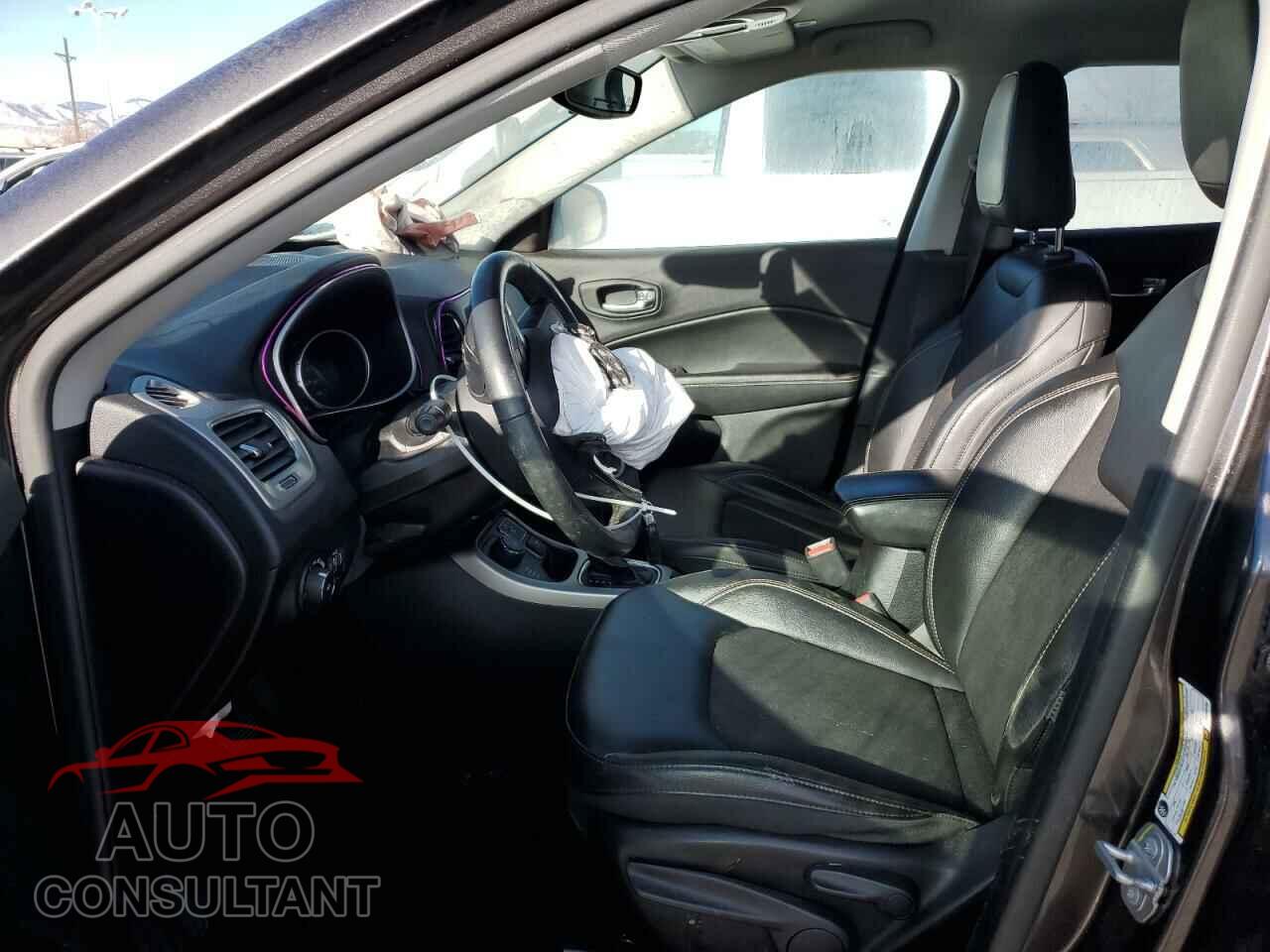 JEEP COMPASS 2019 - 3C4NJDBB7KT850495