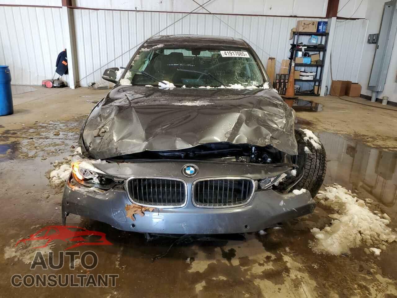 BMW 3 SERIES 2016 - WBA8A3C5XGK689730