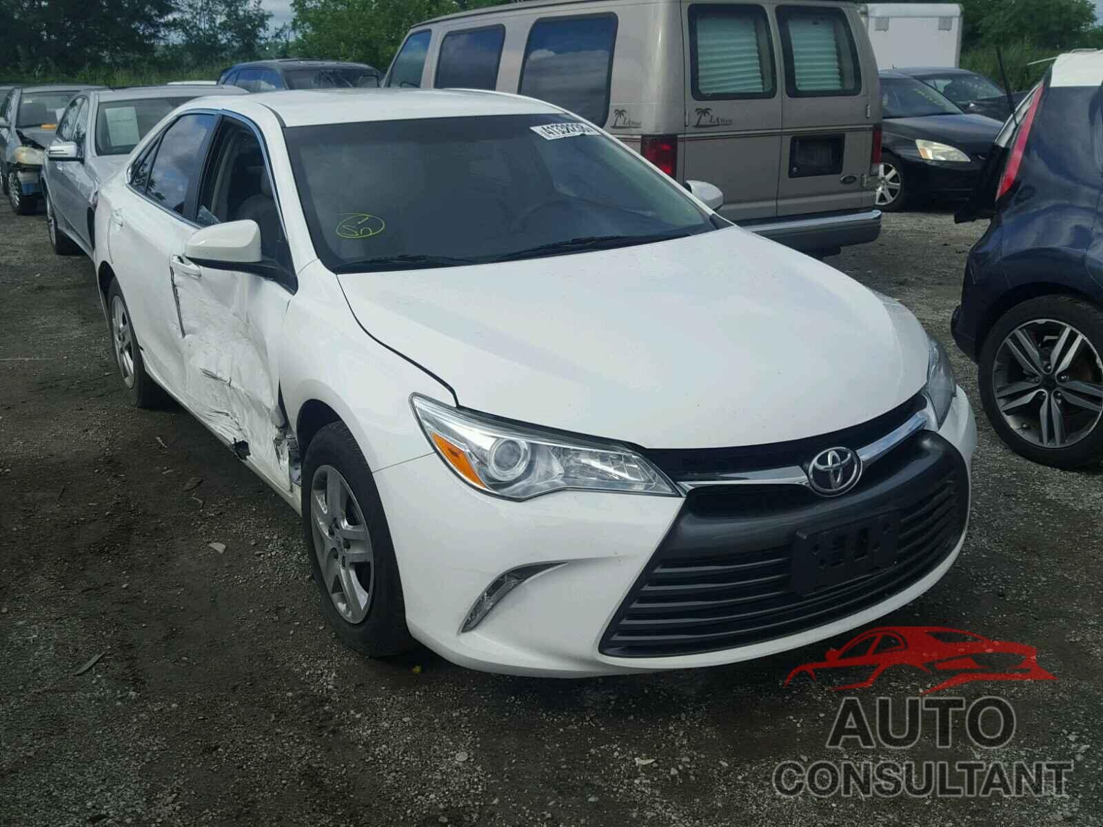 TOYOTA CAMRY 2016 - 4T4BF1FK6GR583748