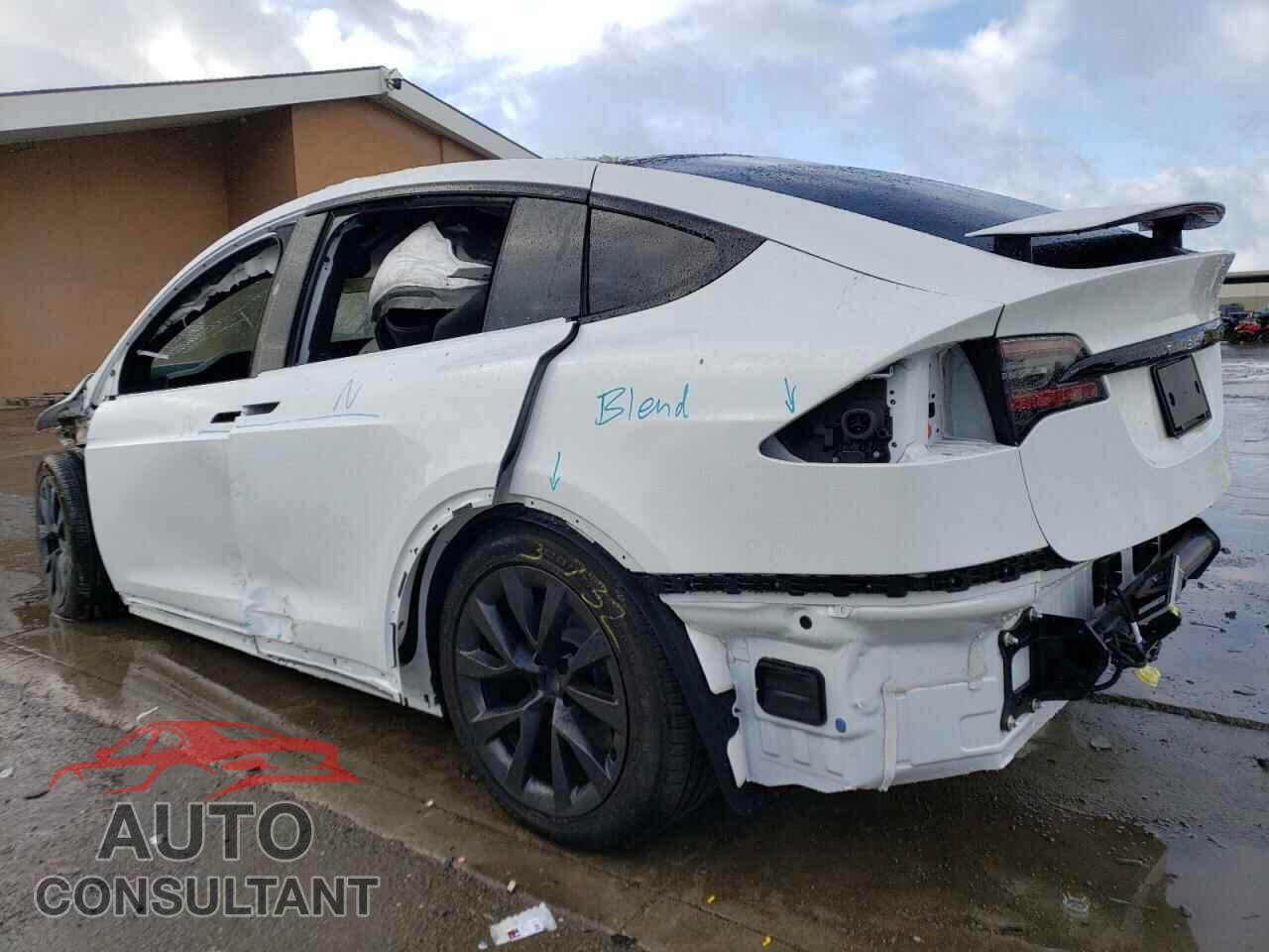 TESLA MODEL X 2023 - 7SAXCAE5XPF412103