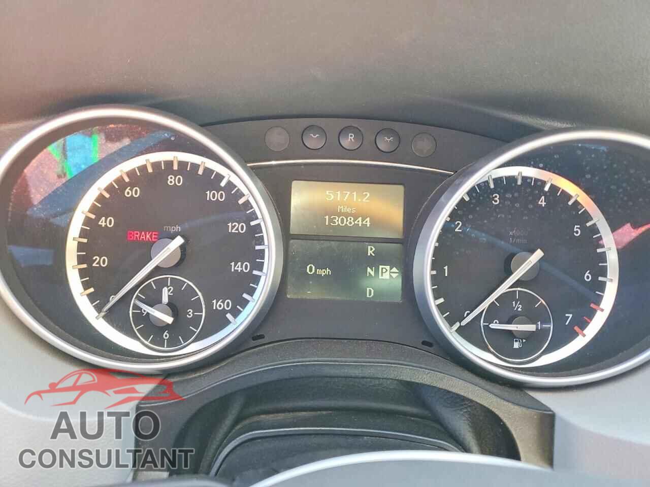 MERCEDES-BENZ R-CLASS 2012 - 4JGCB5HE4CA140325