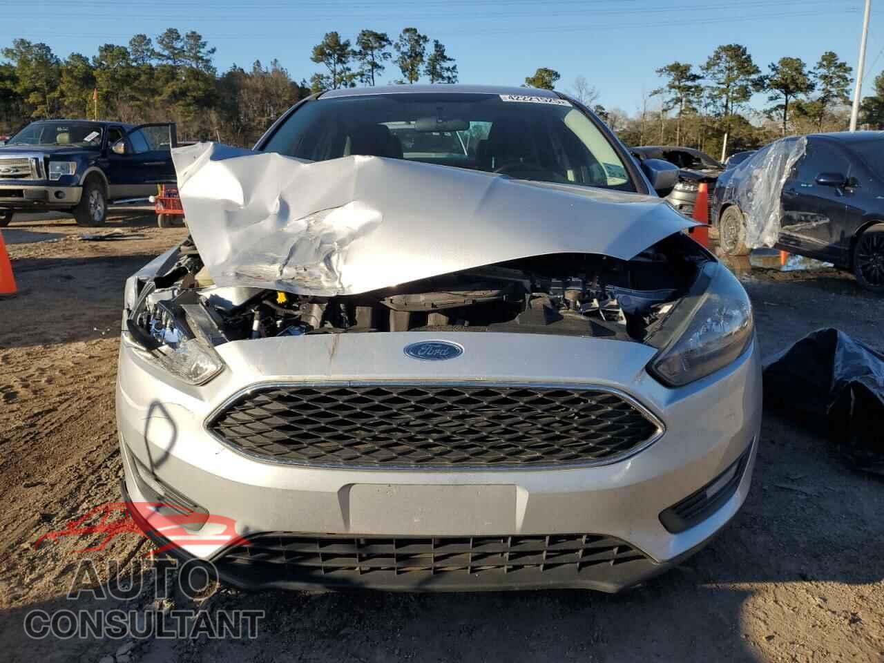 FORD FOCUS 2016 - 1FADP3F24GL332285