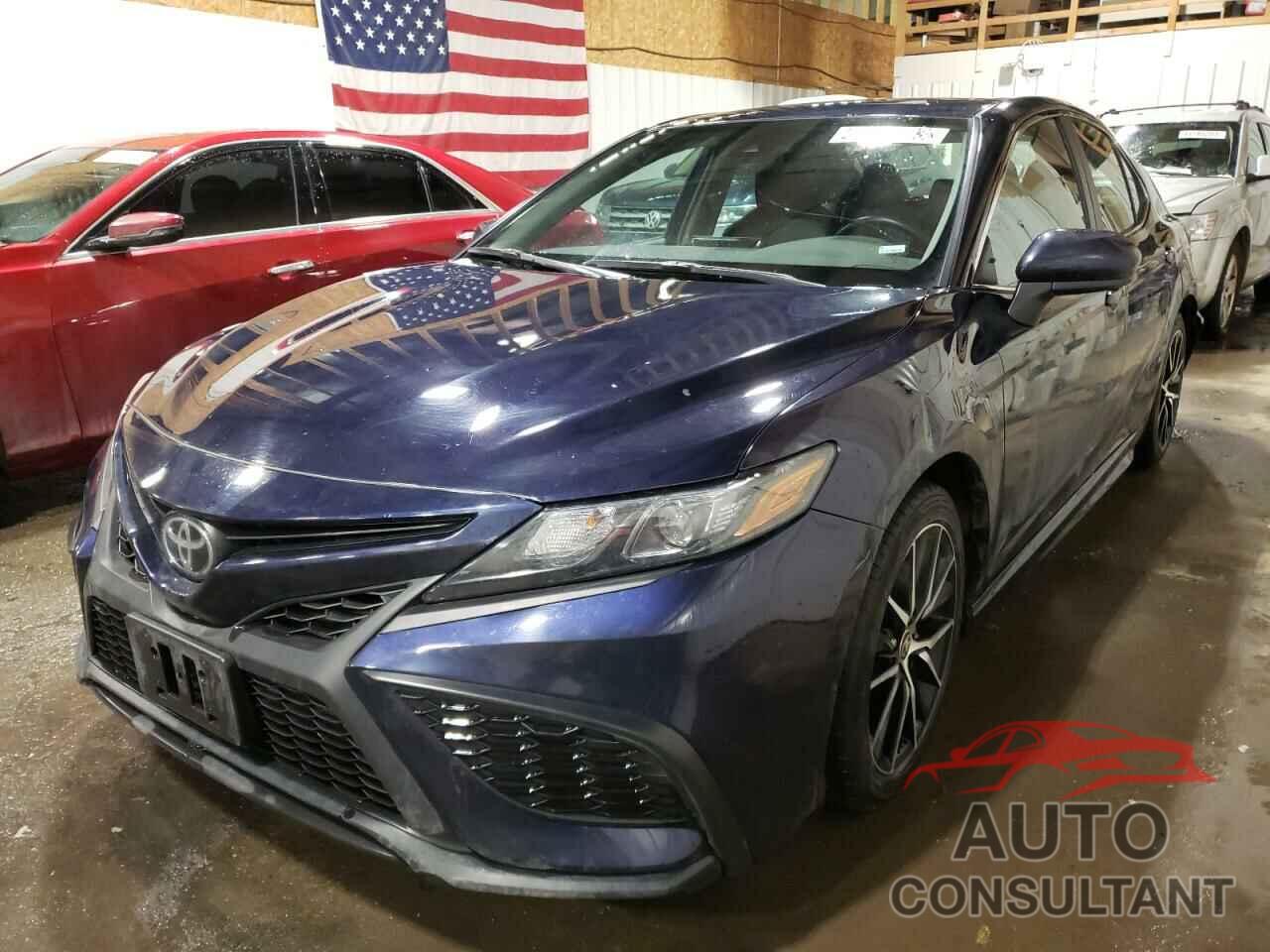 TOYOTA CAMRY 2021 - 4T1G11AK8MU553538