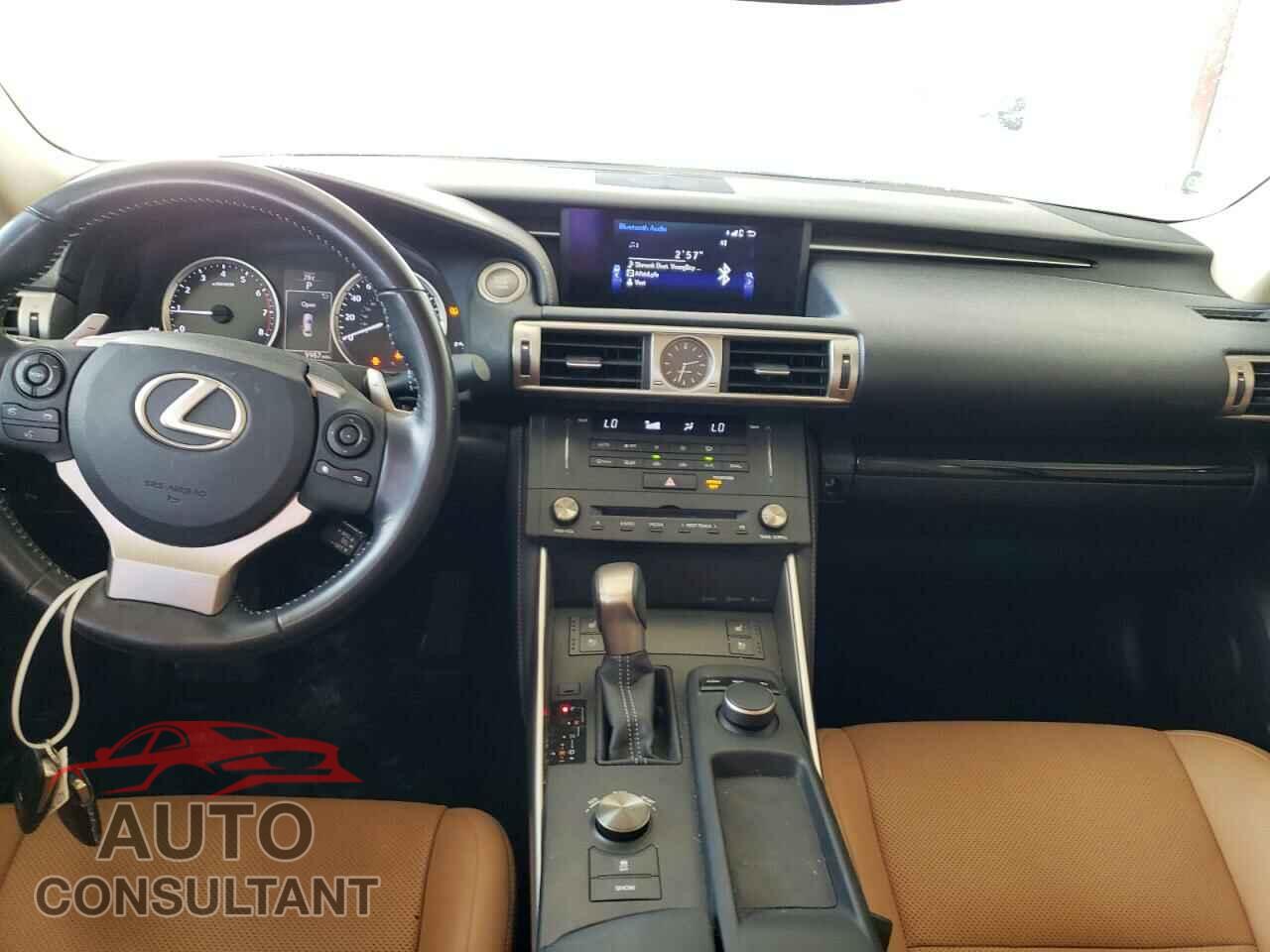 LEXUS IS 2016 - JTHBA1D29G5012263