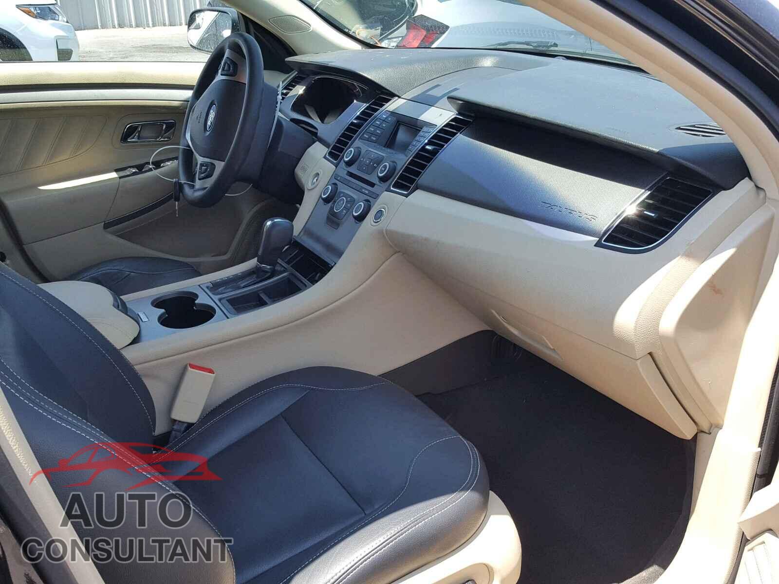 FORD TAURUS 2016 - 1FAHP2D82GG113465