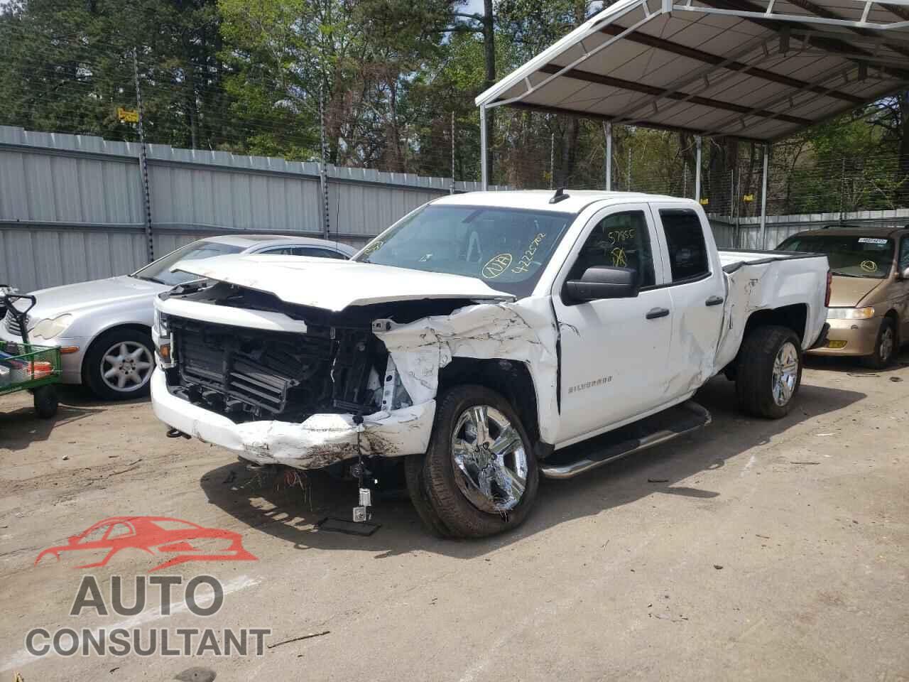 CHEVROLET SILVERADO 2018 - 1GCRCPECXJZ325889