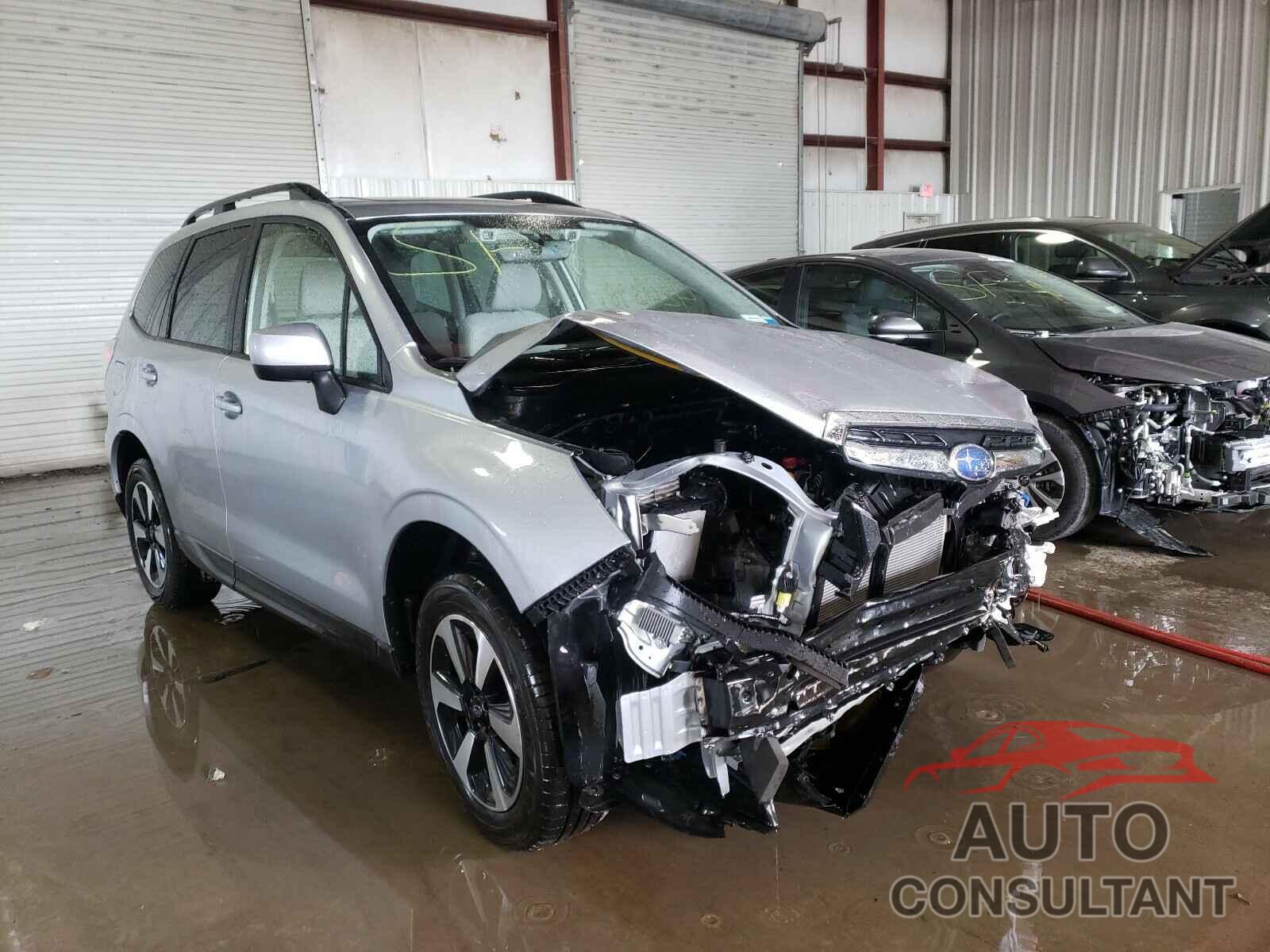 SUBARU FORESTER 2018 - JF2SJAGC7JH440586
