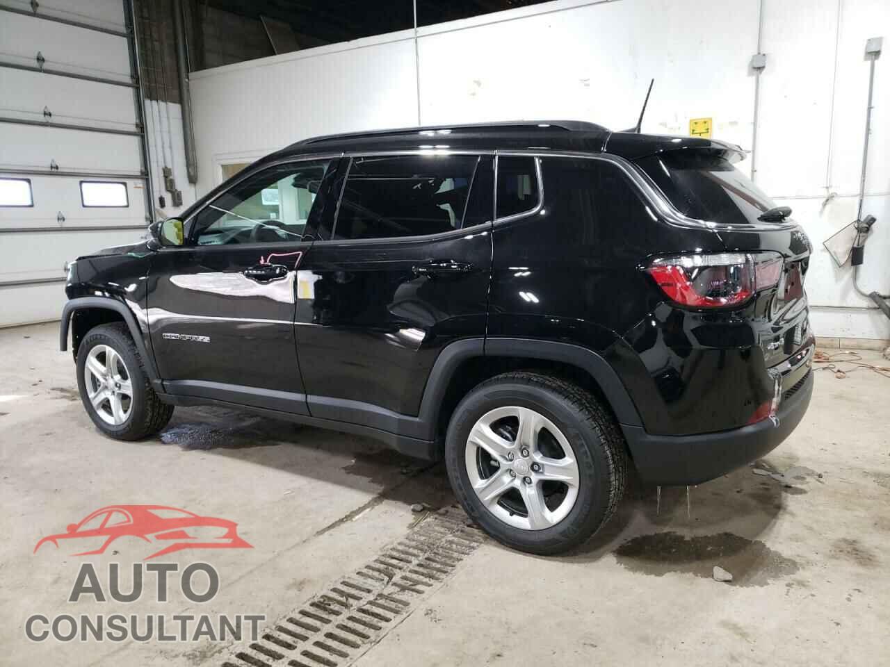 JEEP COMPASS 2023 - 3C4NJDBN5PT524244