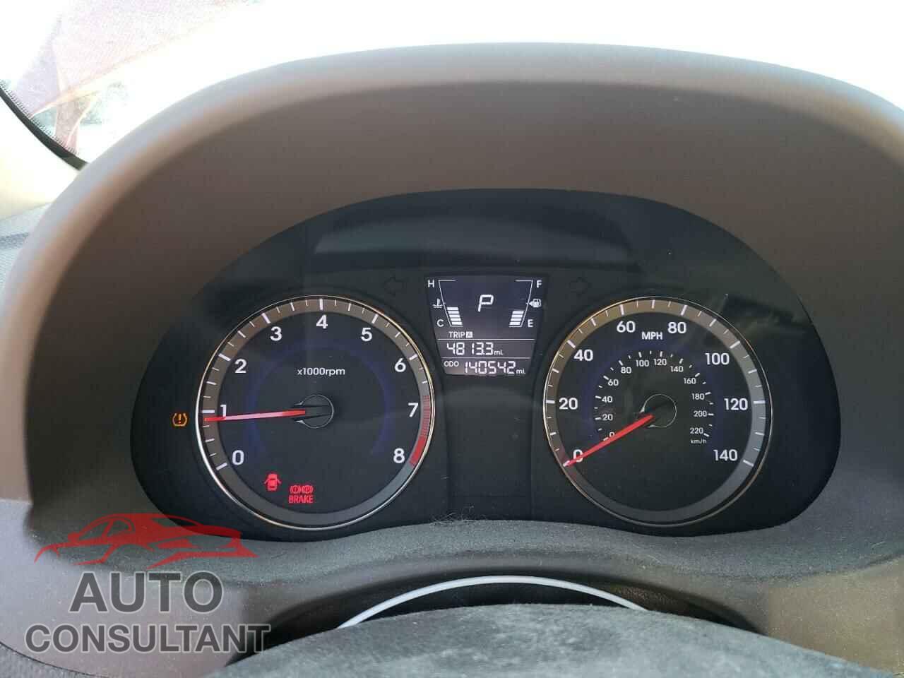 HYUNDAI ACCENT 2012 - KMHCU4AE1CU115461