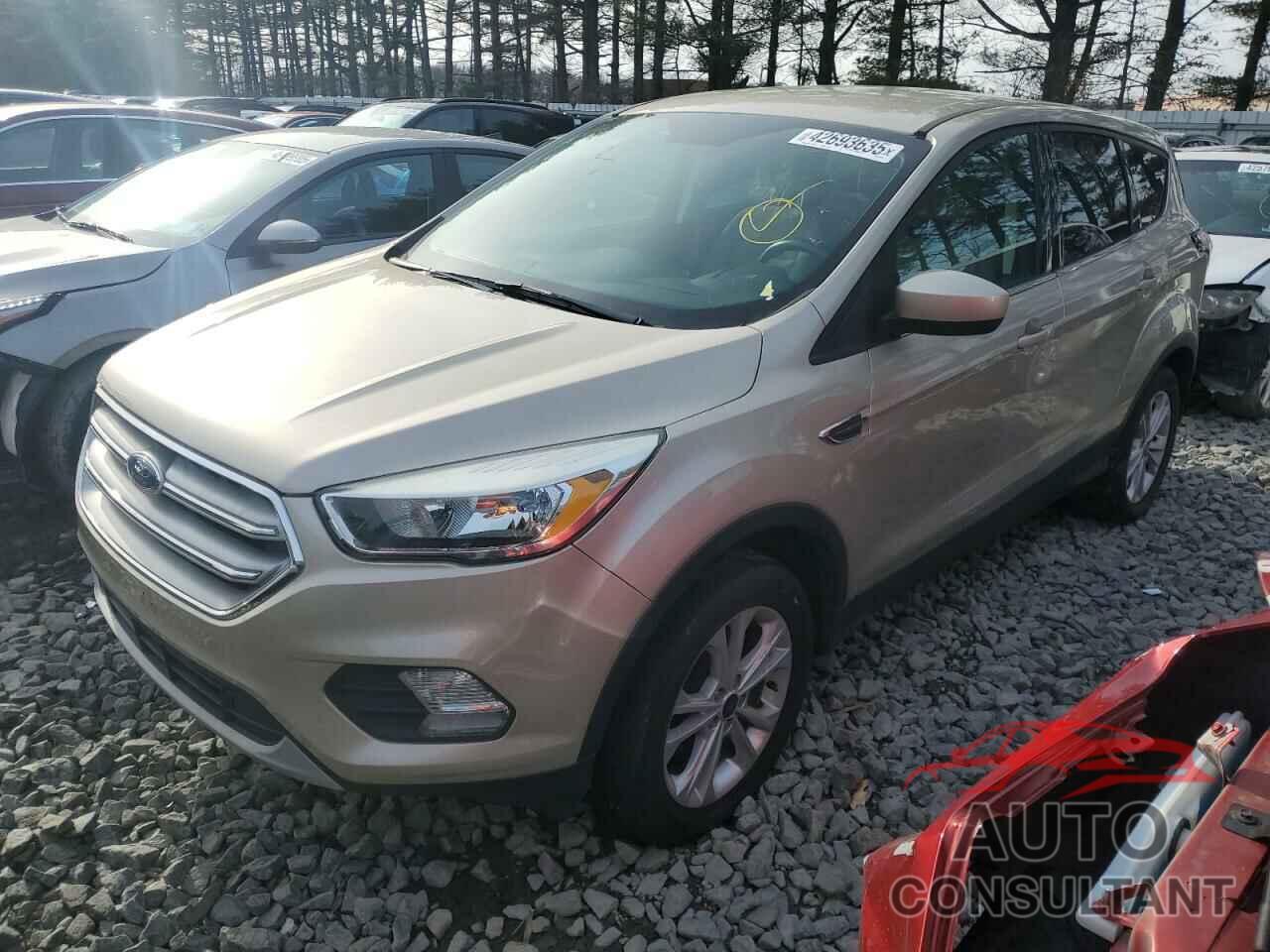 FORD ESCAPE 2017 - 1FMCU0GD6HUC85703