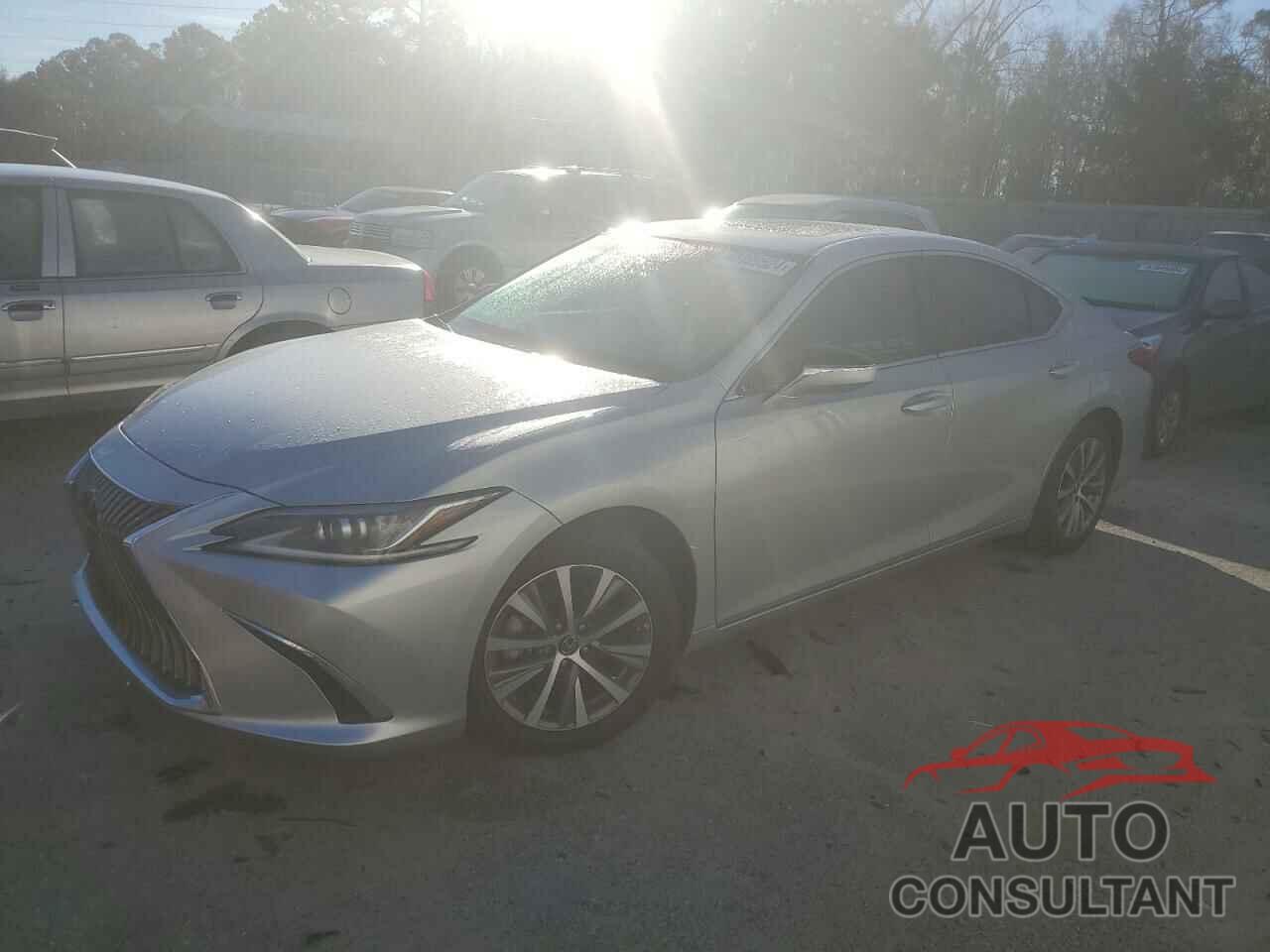 LEXUS ES350 2020 - 58ADZ1B18LU070396