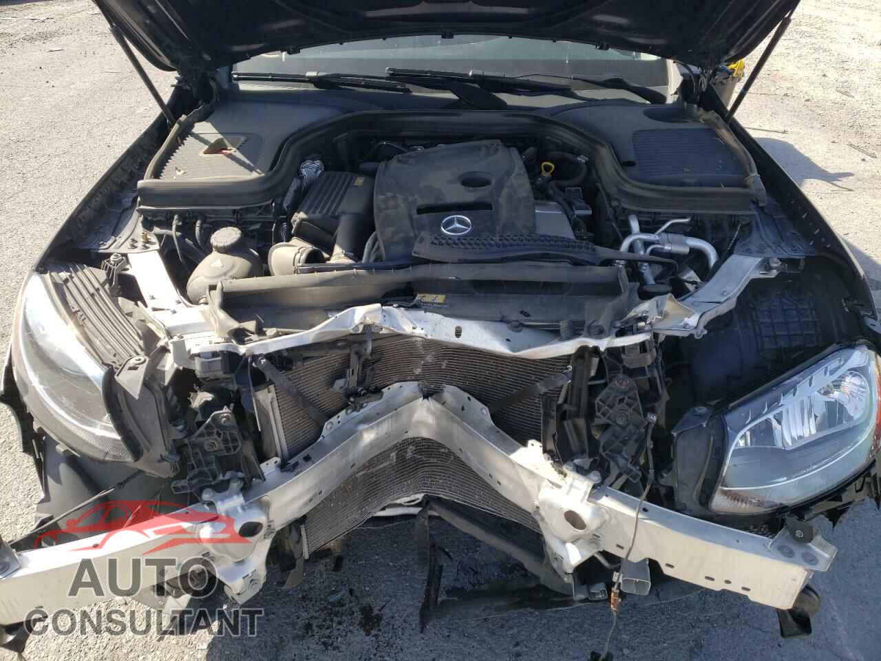 MERCEDES-BENZ GLC-CLASS 2016 - WDC0G4JB3GF103174