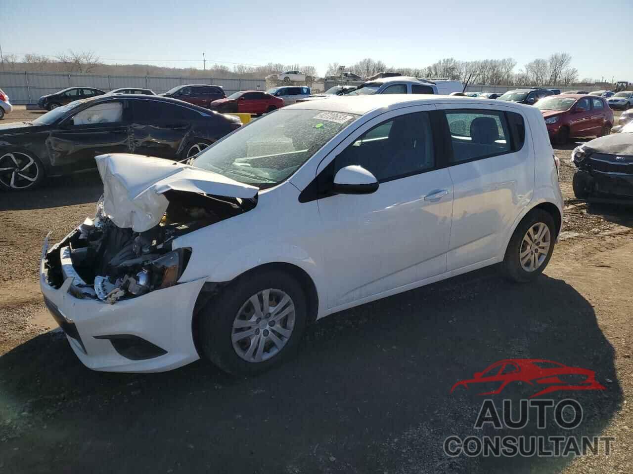 CHEVROLET SONIC 2017 - 1G1JG6SH5H4168896