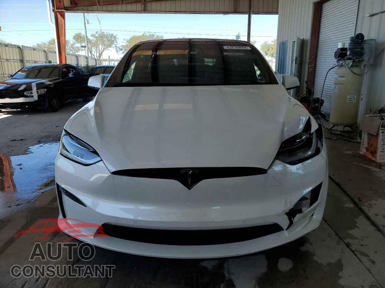 TESLA MODEL X 2022 - 7SAXCBE55NF361015