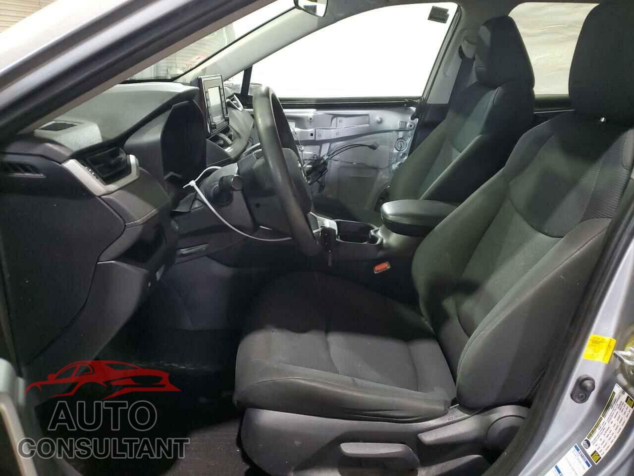 TOYOTA RAV4 2020 - 2T3F1RFV6LC103102