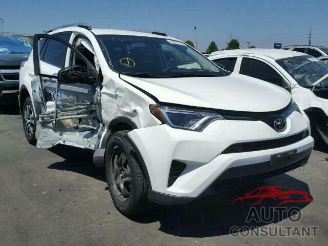TOYOTA RAV4 LE 2017 - JTMZFREV0HJ705188