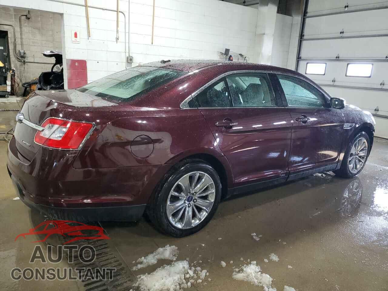 FORD TAURUS 2011 - 1FAHP2FW1BG163570