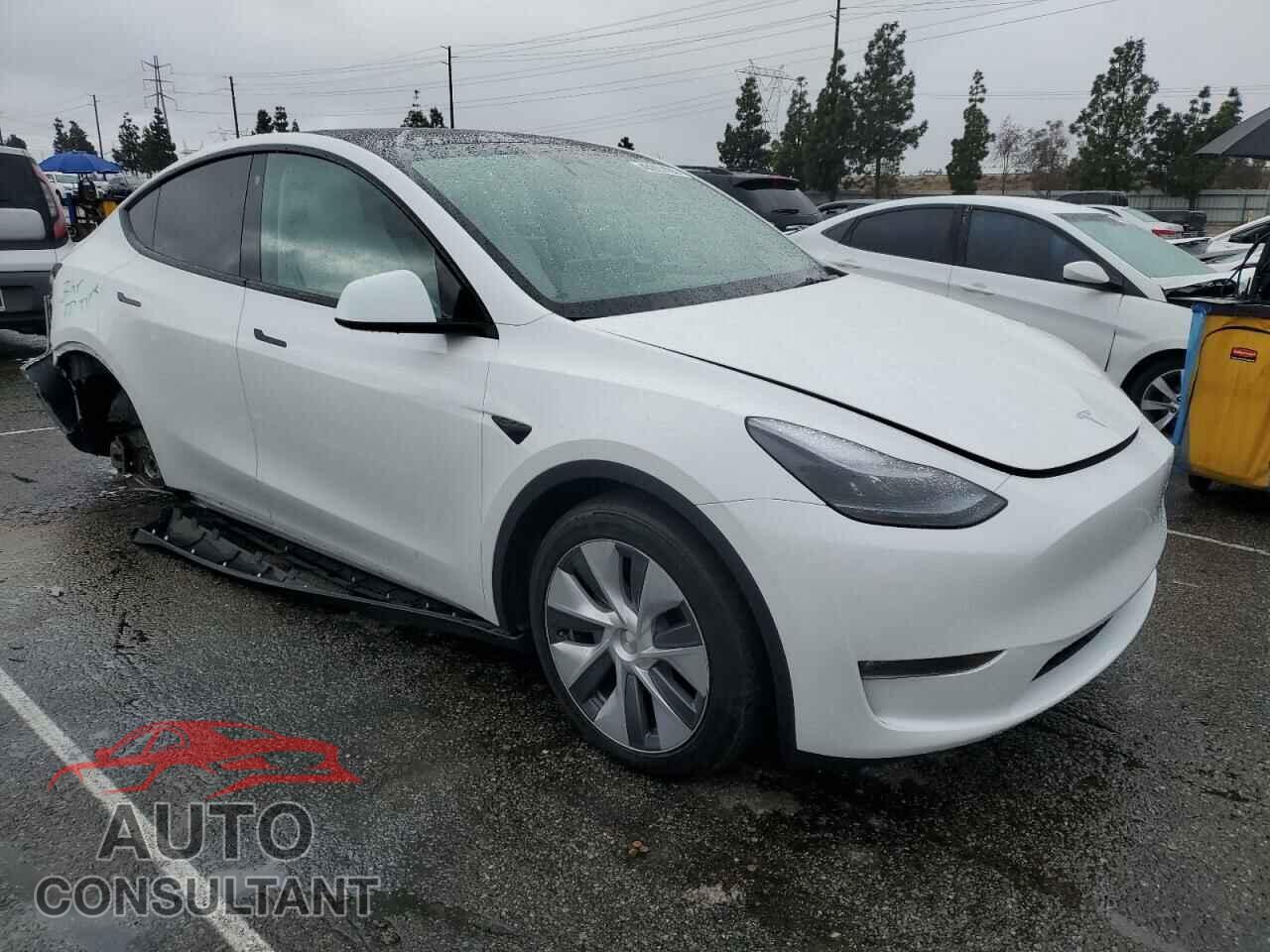 TESLA MODEL Y 2023 - 7SAYGDEE5PF621601