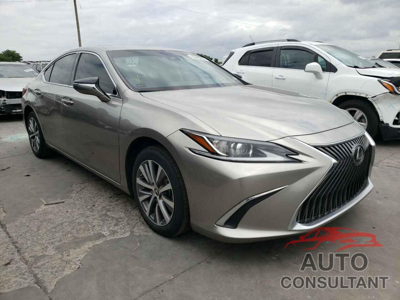 LEXUS ES350 2019 - 58ABZ1B12KU043393