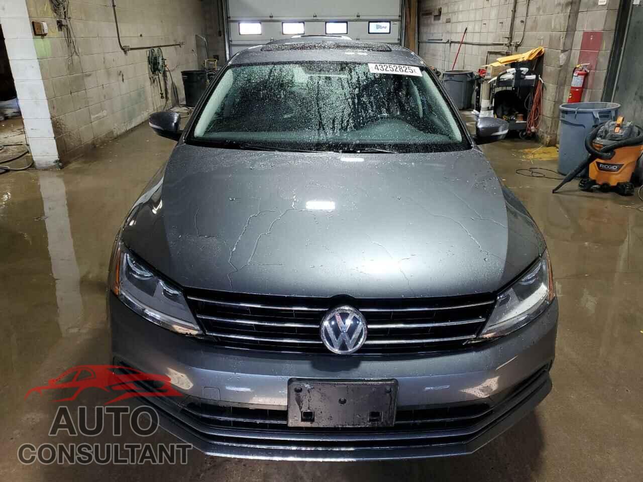 VOLKSWAGEN JETTA 2017 - 3VWDB7AJ3HM330314