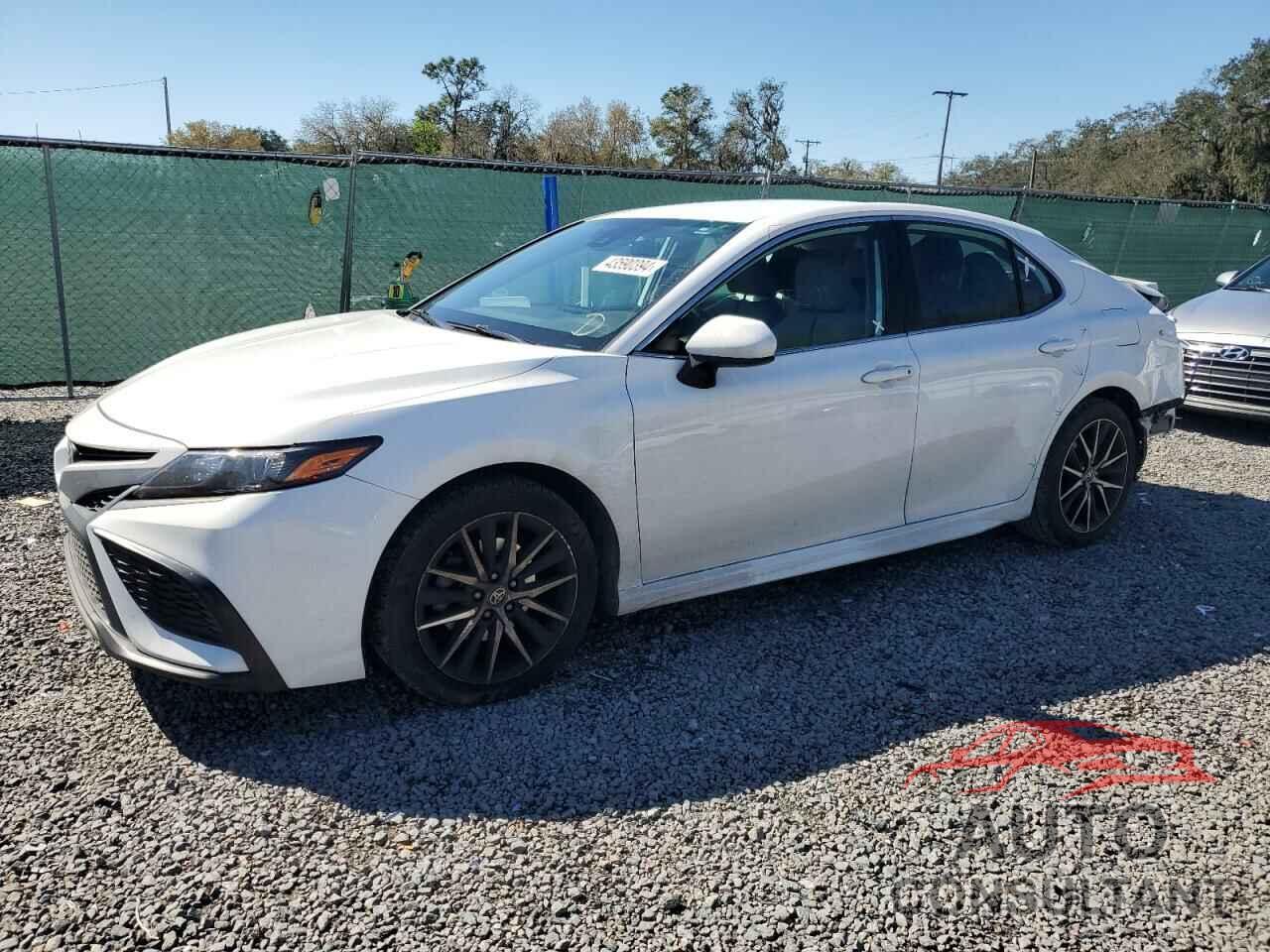 TOYOTA CAMRY 2021 - 4T1G11AK4MU523436