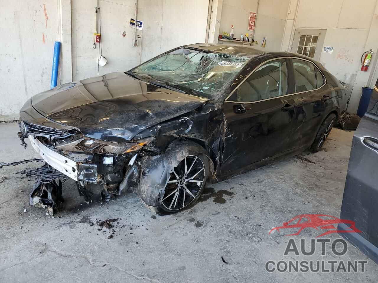 TOYOTA CAMRY 2023 - 4T1G11AK8PU731257