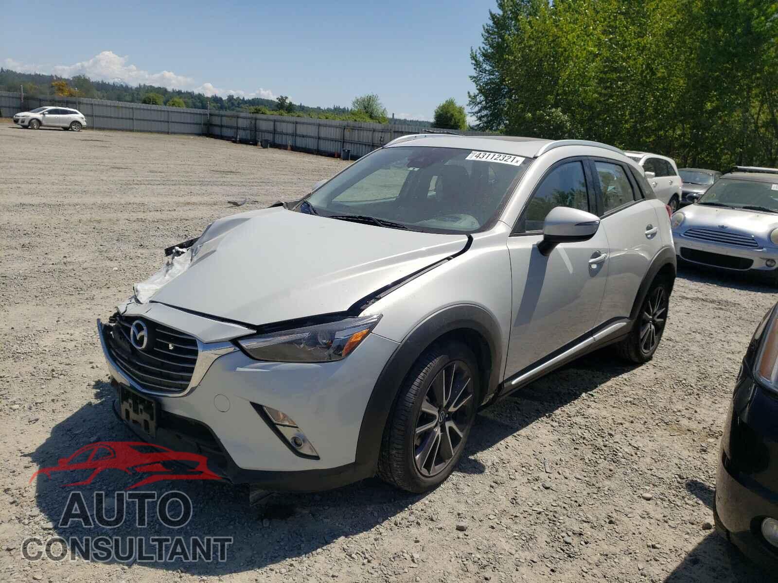 MAZDA CX-3 2018 - JM1DKFD7XJ0309112