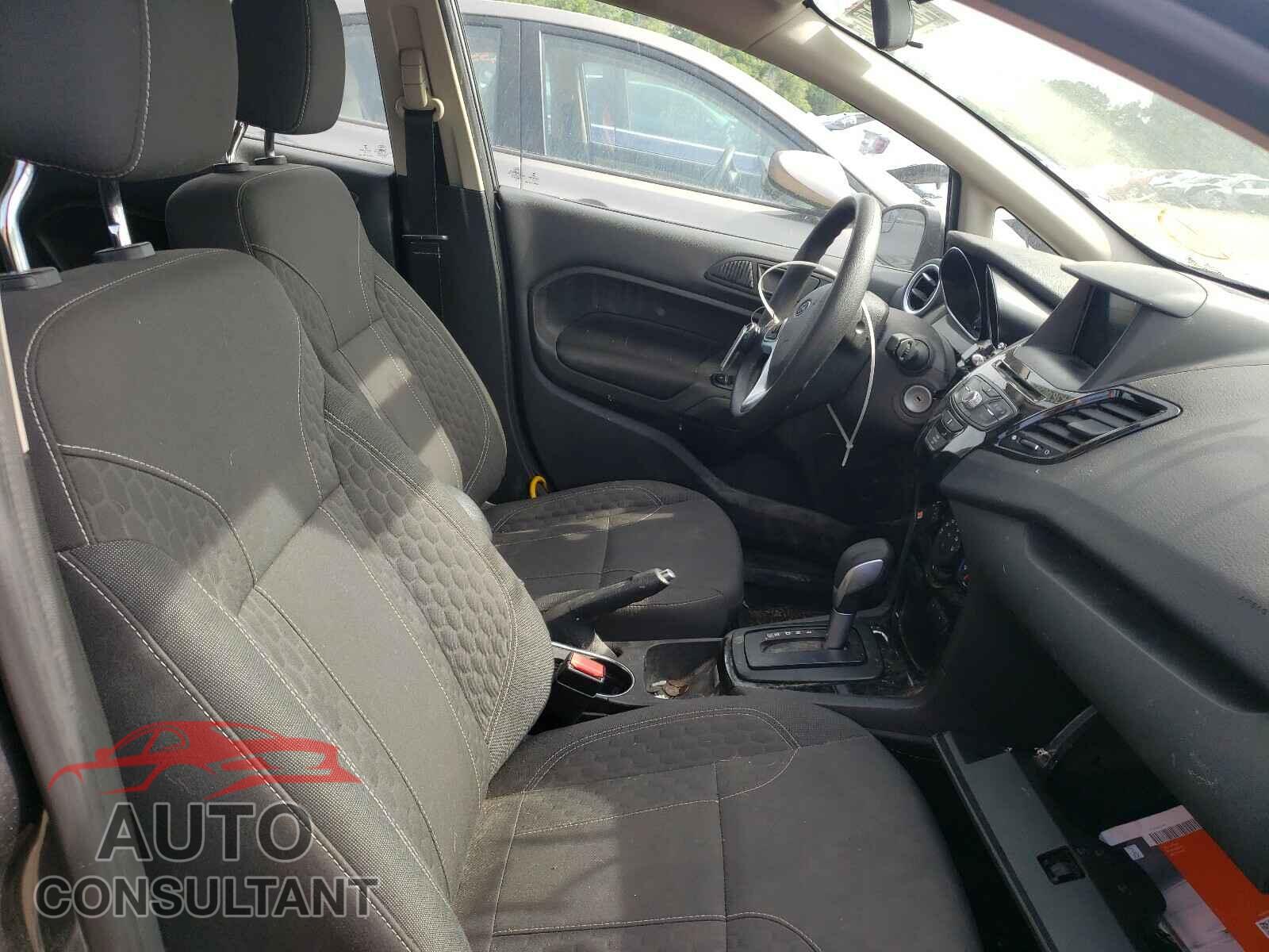 FORD FIESTA 2019 - 3FADP4EJ2KM138151