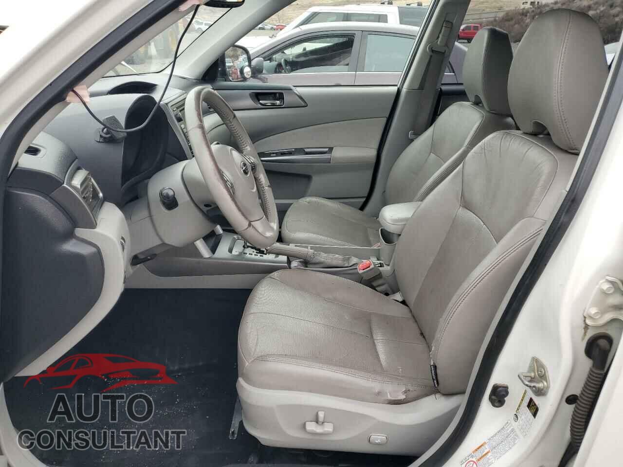 SUBARU FORESTER 2011 - JF2SHAEC1BH725297