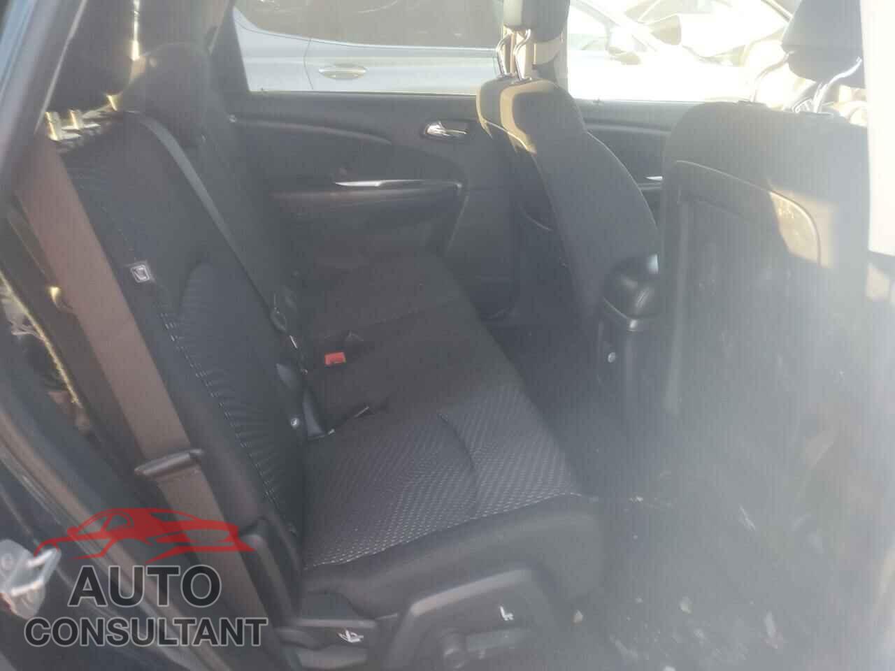 DODGE JOURNEY 2015 - 3C4PDCBB8FT595162