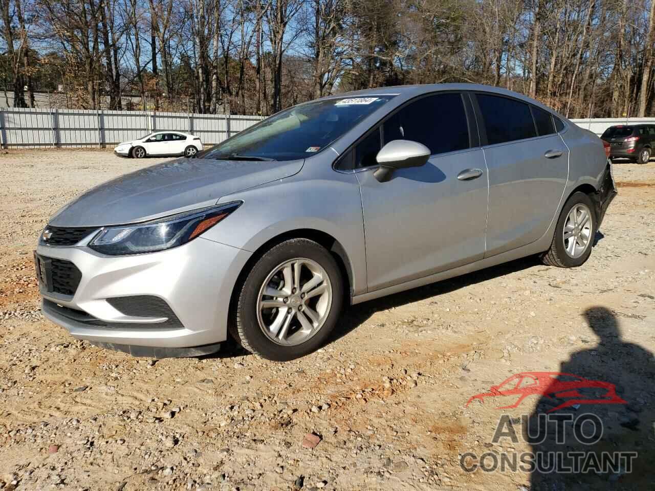 CHEVROLET CRUZE 2018 - 1G1BE5SM2J7110749