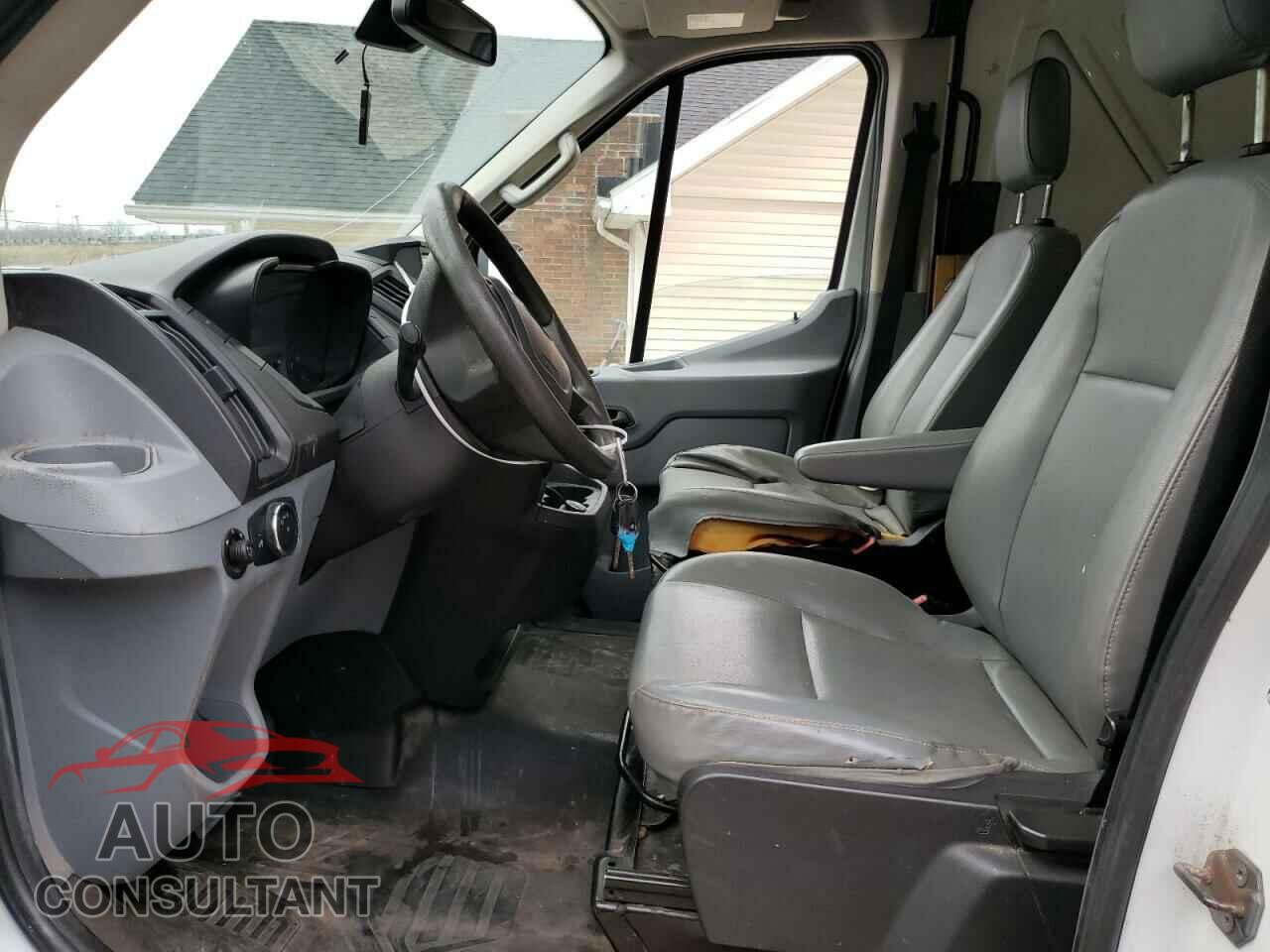 FORD TRANSIT 2017 - 1FTYR2CM8HKA11282
