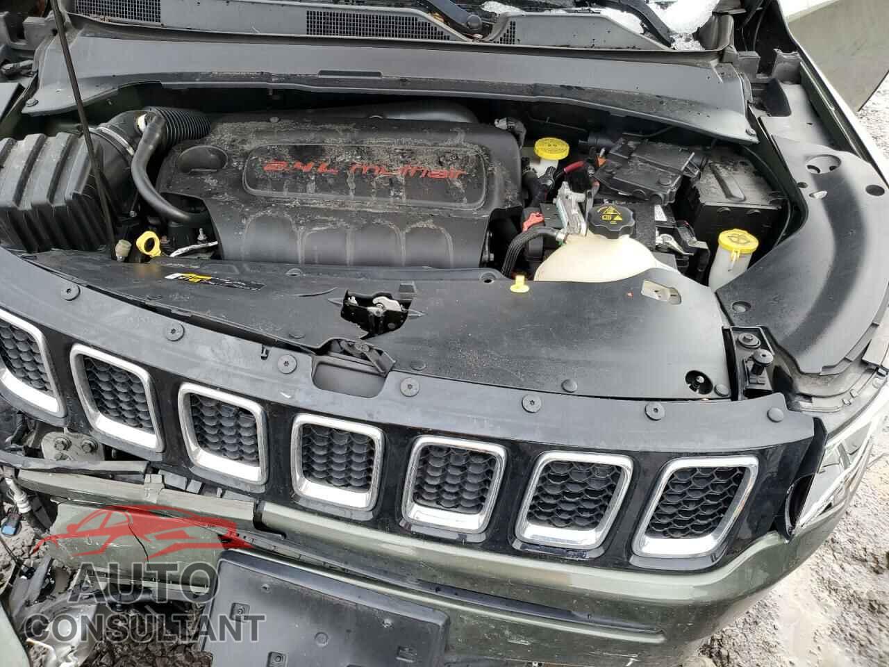 JEEP COMPASS 2018 - 3C4NJDBB7JT308084