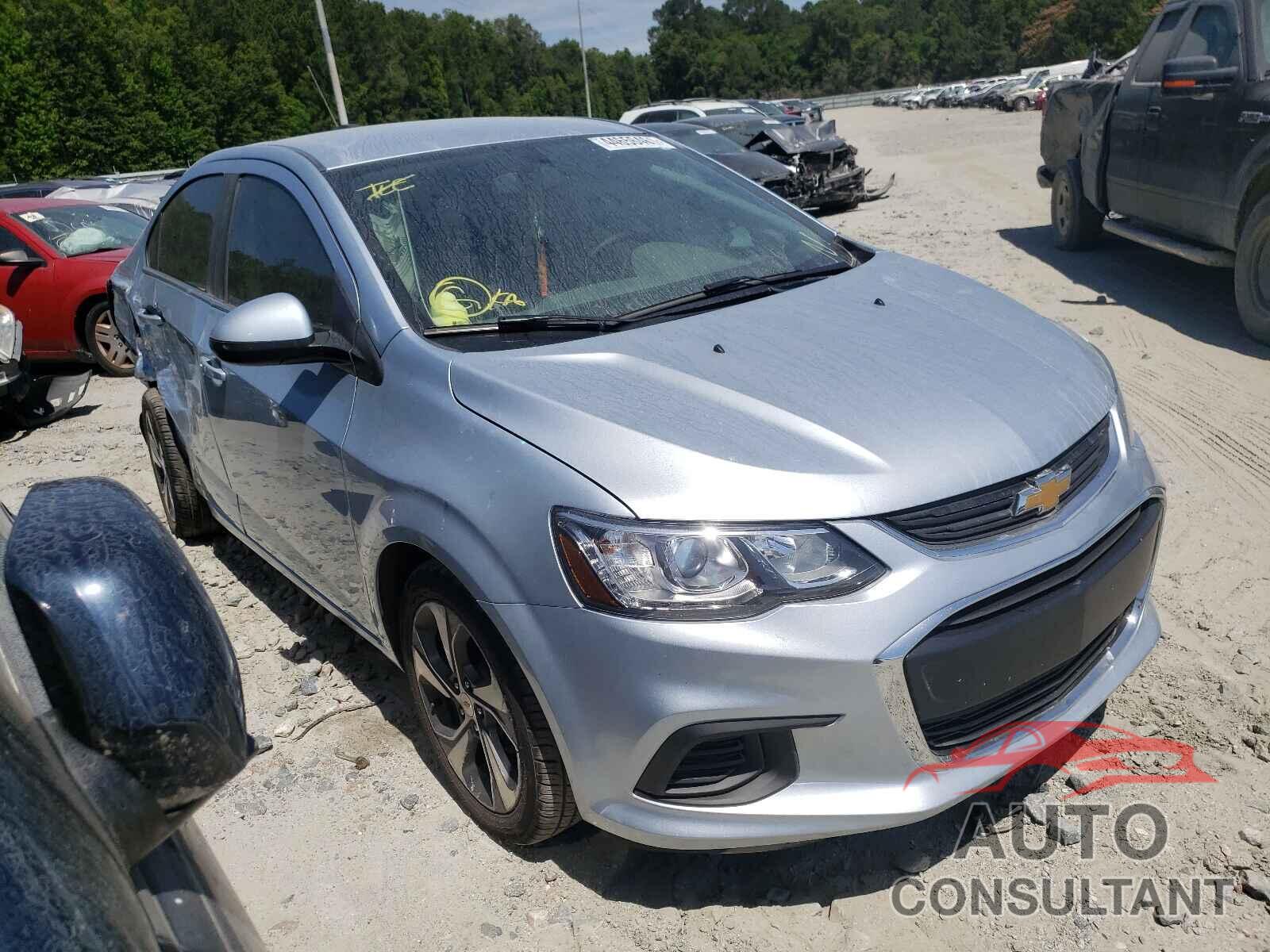 CHEVROLET SONIC 2018 - 1G1JF5SB0J4138008