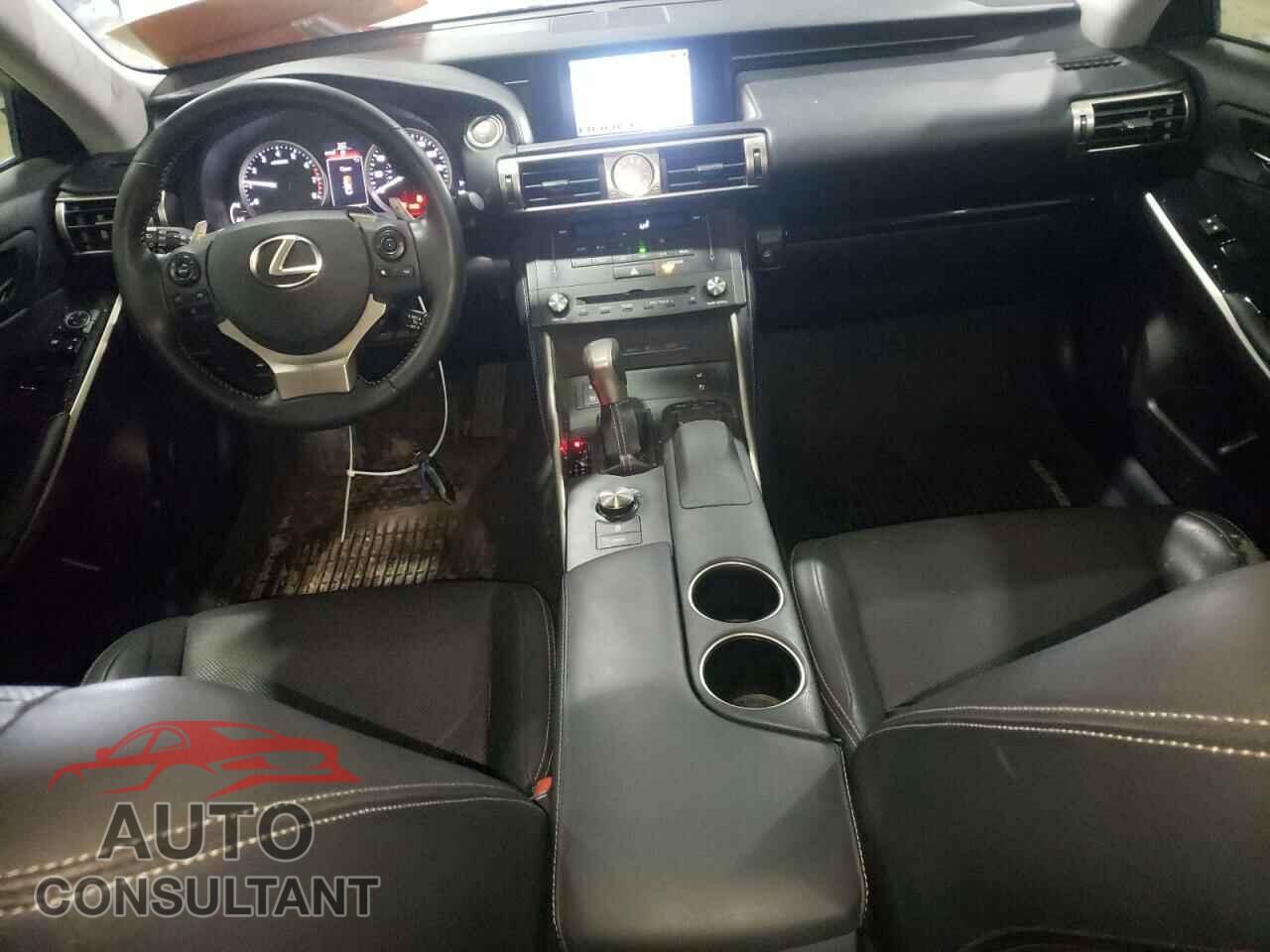 LEXUS IS 2015 - JTHCF1D20F5020482
