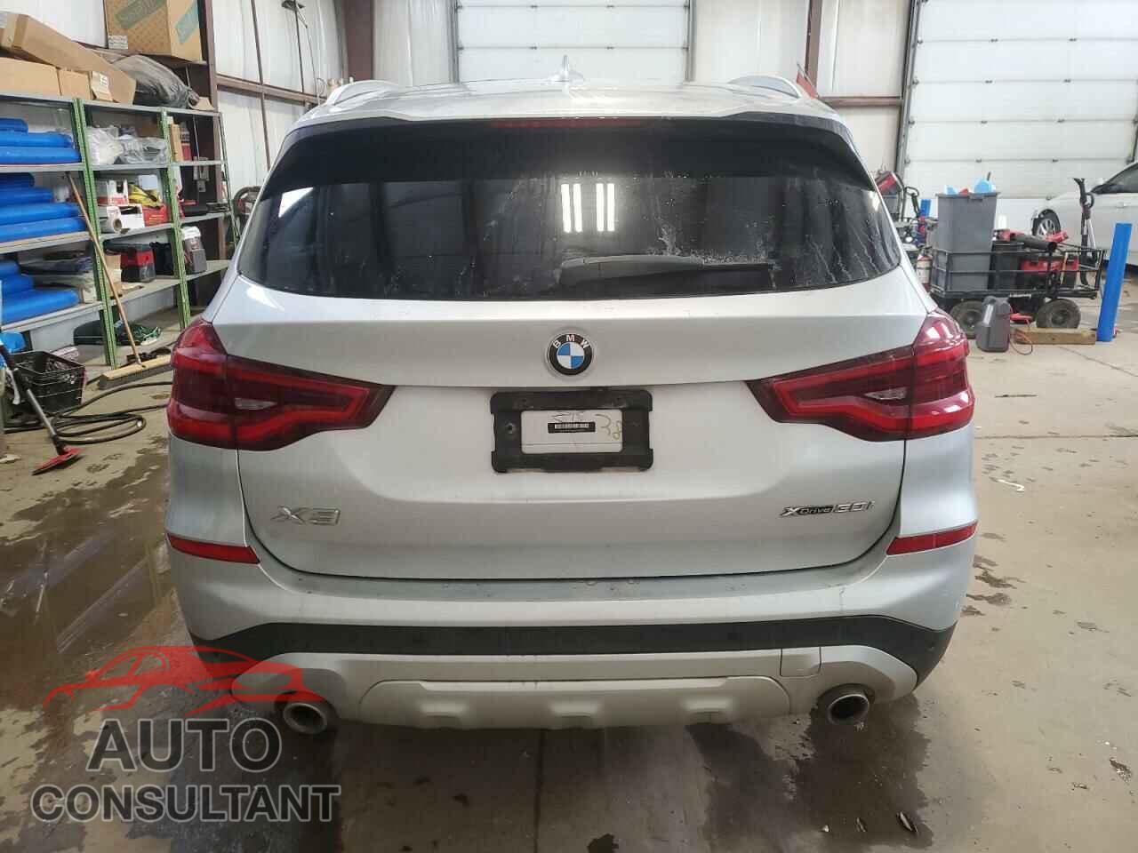 BMW X3 2021 - 5UXTY5C04M9H75323