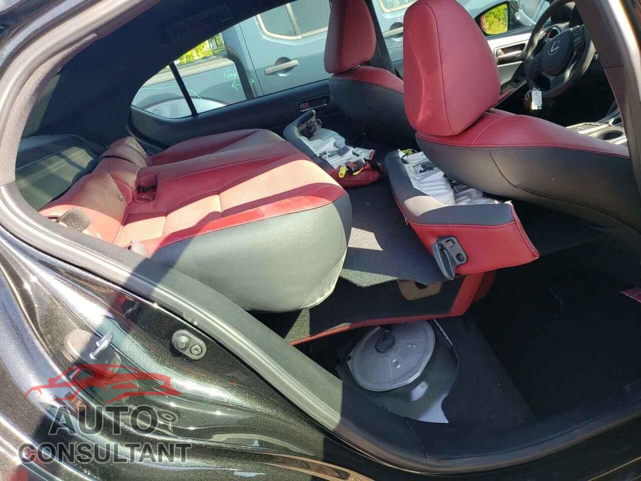 LEXUS IS 2021 - JTHAA1D20M5117264