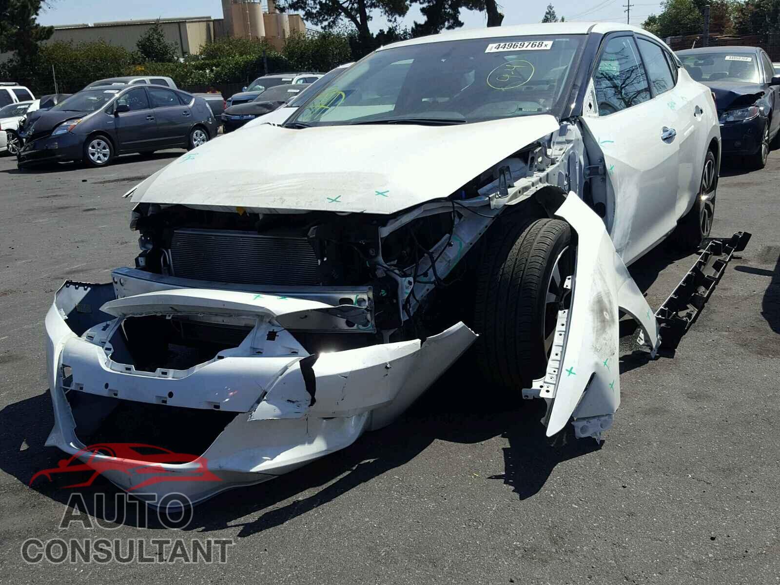 NISSAN MAXIMA 2017 - 1N4AA6AP1HC370261