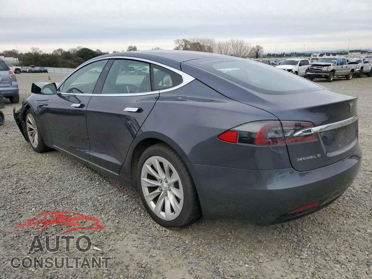 TESLA MODEL S 2017 - 5YJSA1E13HF204740