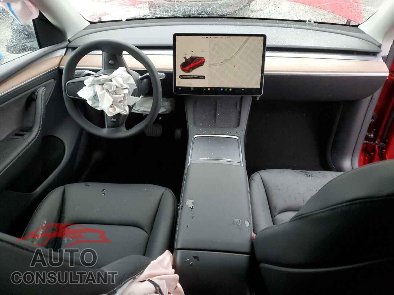 TESLA MODEL Y 2024 - 7SAYGDEE5RF013886