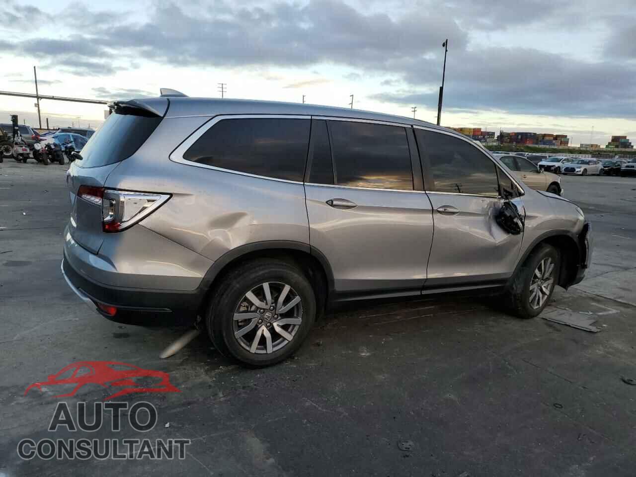 HONDA PILOT 2020 - 5FNYF5H36LB011619