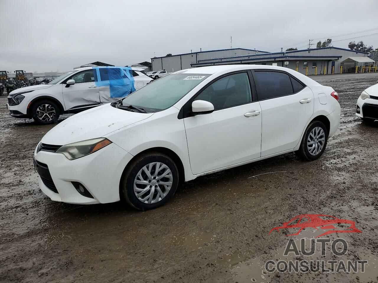 TOYOTA COROLLA 2015 - 5YFBURHE0FP181665