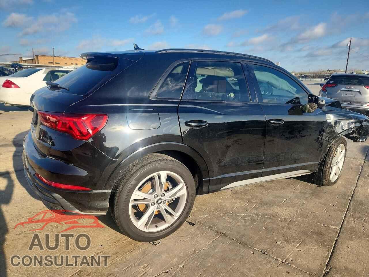 AUDI Q3 2021 - WA1DECF33M1054313