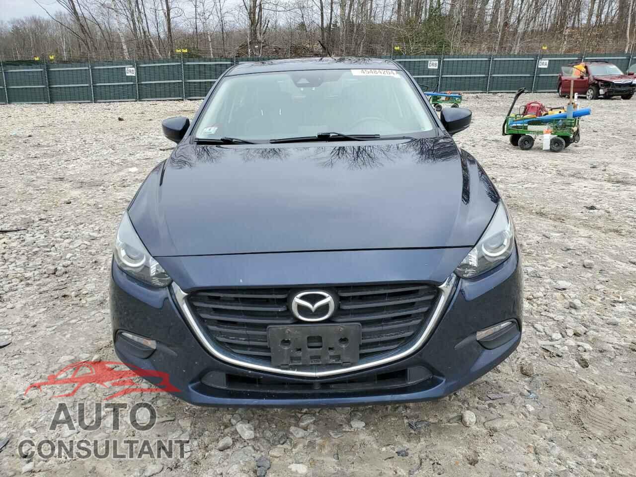MAZDA 3 2018 - 3MZBN1L38JM262995