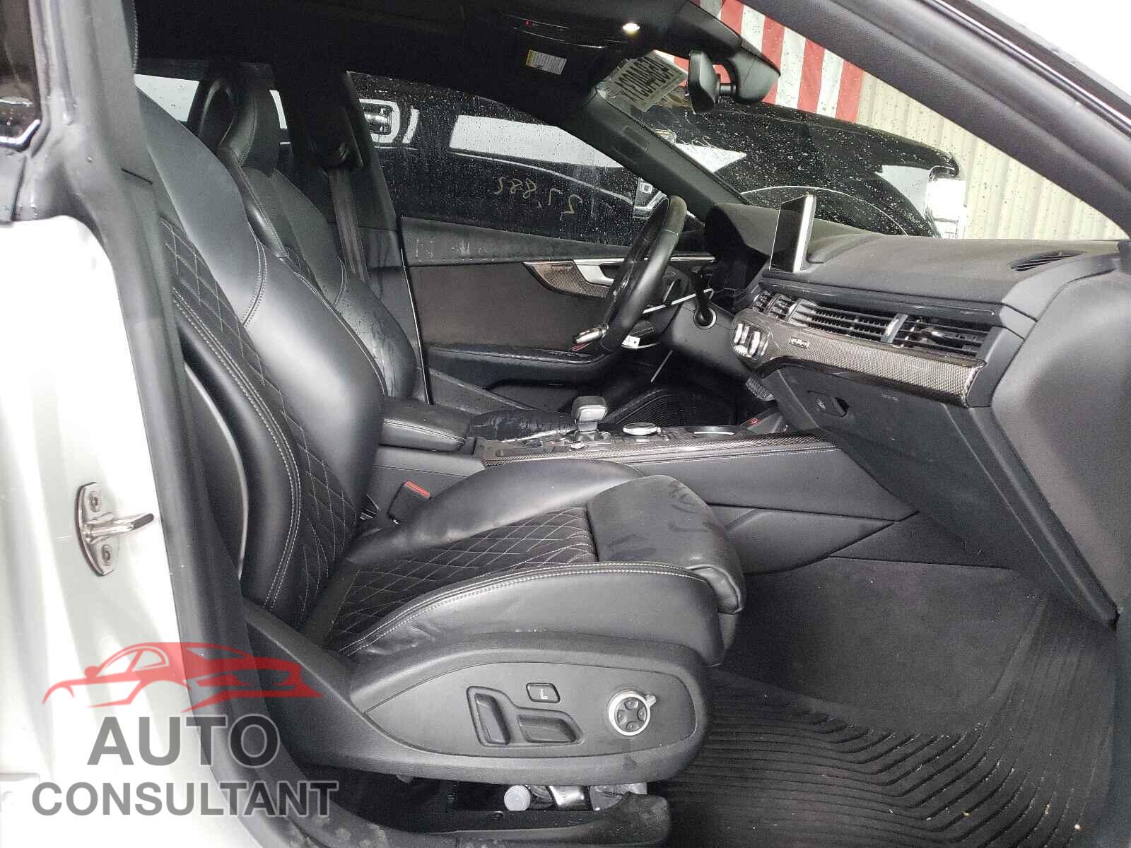 AUDI S5/RS5 2019 - WAUC4CF50KA012553