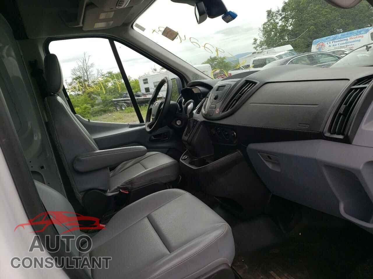 FORD TRANSIT CO 2018 - 1FTYE2CM1JKA01887